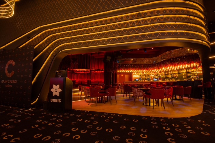 El Red Bar d'Unnic, ubicat a la segona planta del Gran Casino d'Andorra.